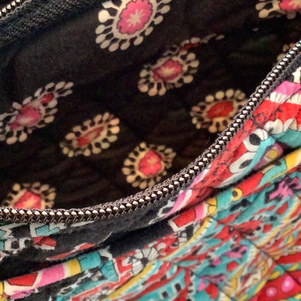 Vera Bradley Frannie Parisian Paisley. - Picture 5 of 7